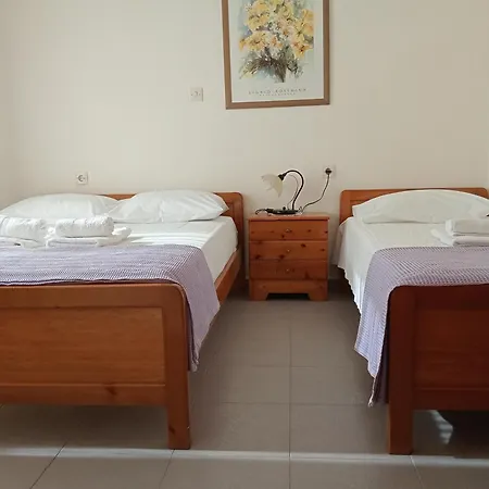 Tatiana'S Apartments Σταυρός Εξωτερικό φωτογραφία