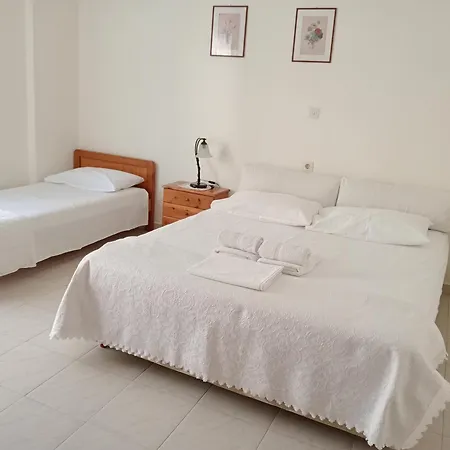 Tatiana'S Apartments Σταυρός Εξωτερικό φωτογραφία