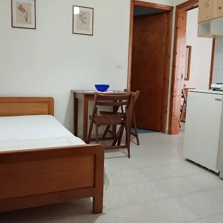 Tatiana'S Apartments Σταυρός Δωμάτιο φωτογραφία