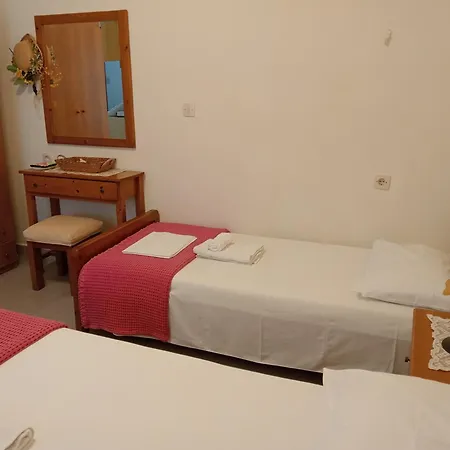 Tatiana'S Apartments Σταυρός Εξωτερικό φωτογραφία